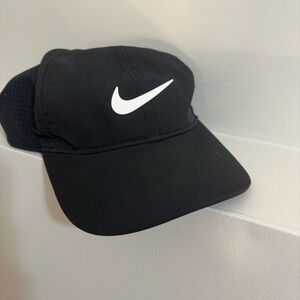 Nike Woman’s Golf Hat